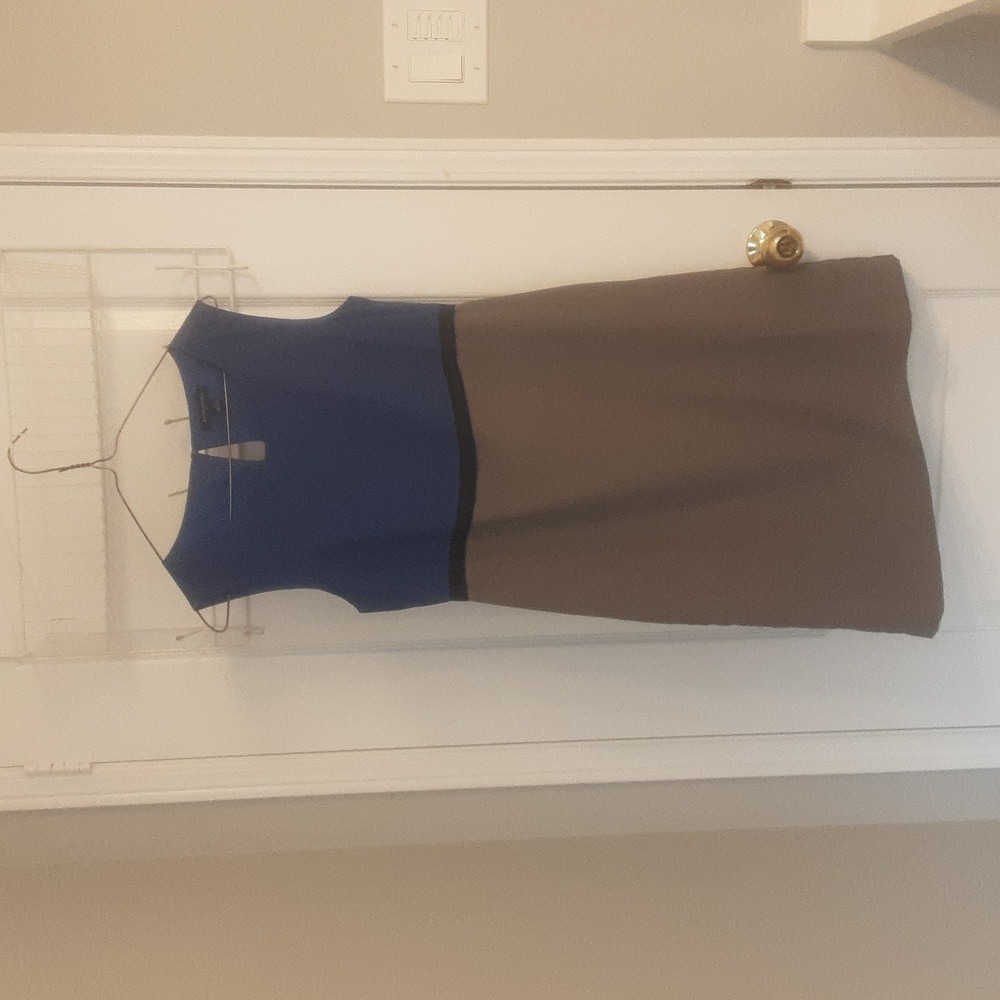 Sleeveless color block banana Republic dress